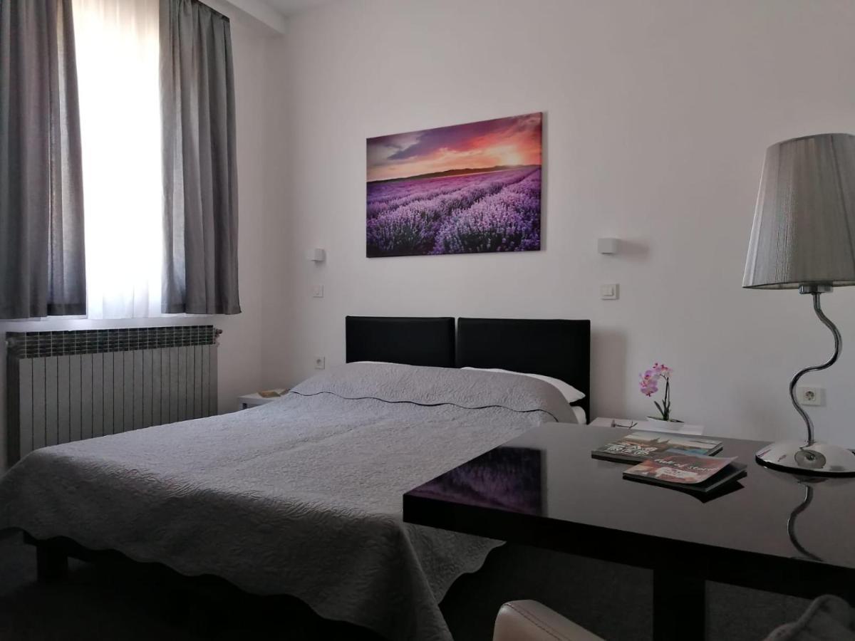 Grand Bells Bed And Breakfast Zagreb Extérieur photo