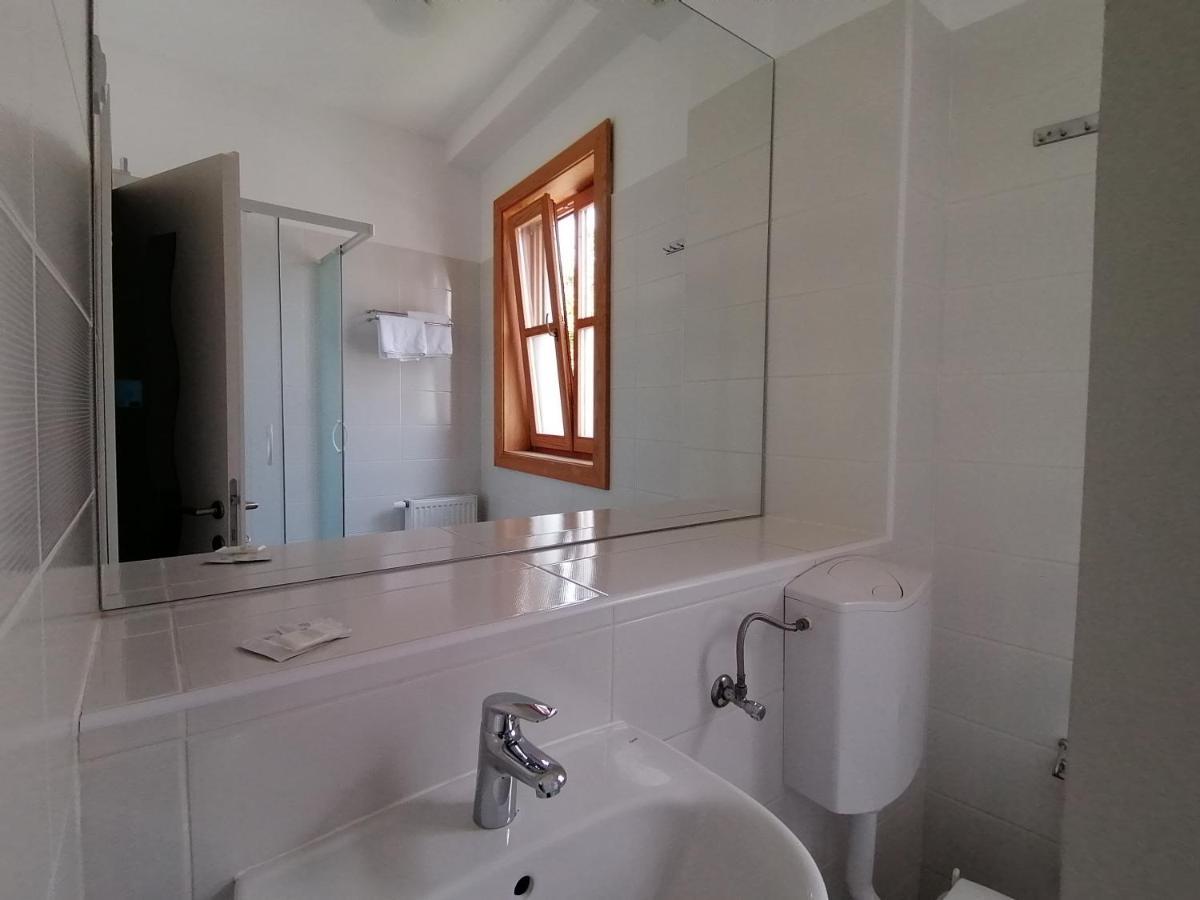 Grand Bells Bed And Breakfast Zagreb Extérieur photo