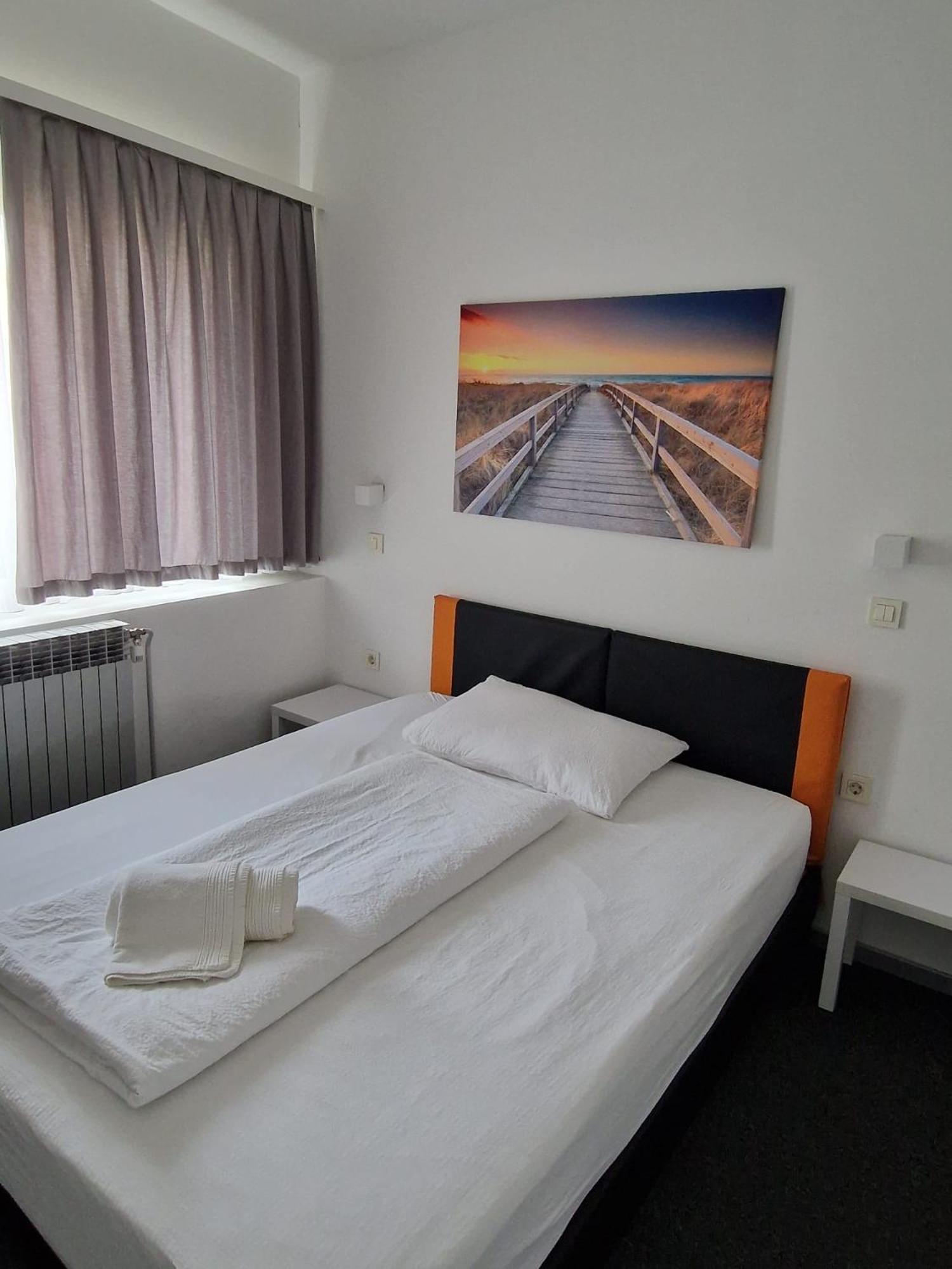 Grand Bells Bed And Breakfast Zagreb Extérieur photo